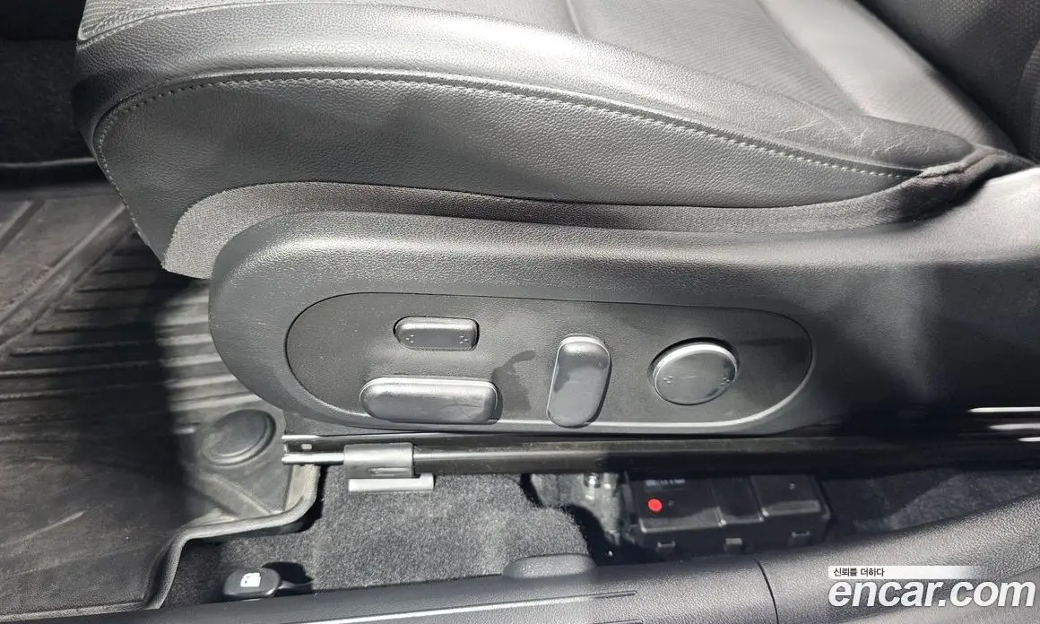 Hyundai Kona 2023 1.6 автомат (гидро), фото 28