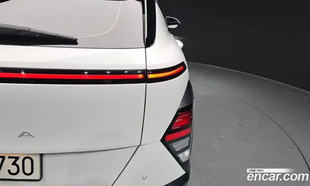 Hyundai Kona 2023 1.6 автомат (гидро), миниатюра 8