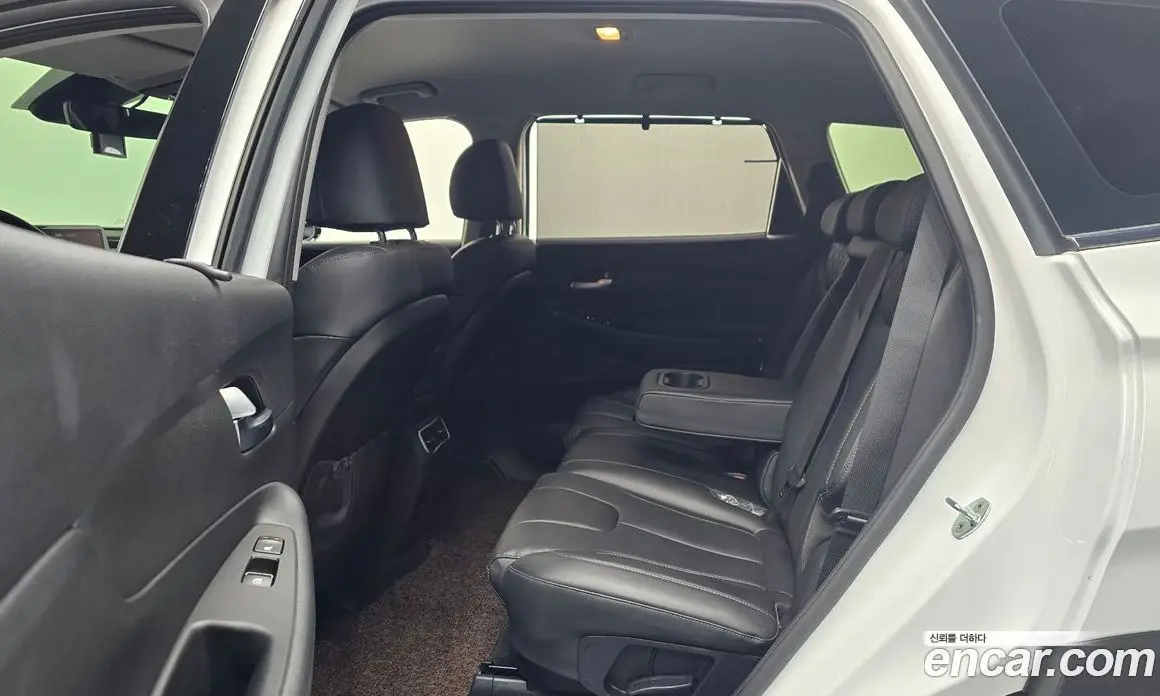 Hyundai Santa Fe 2021 1.6 автомат (гидро), фото 12