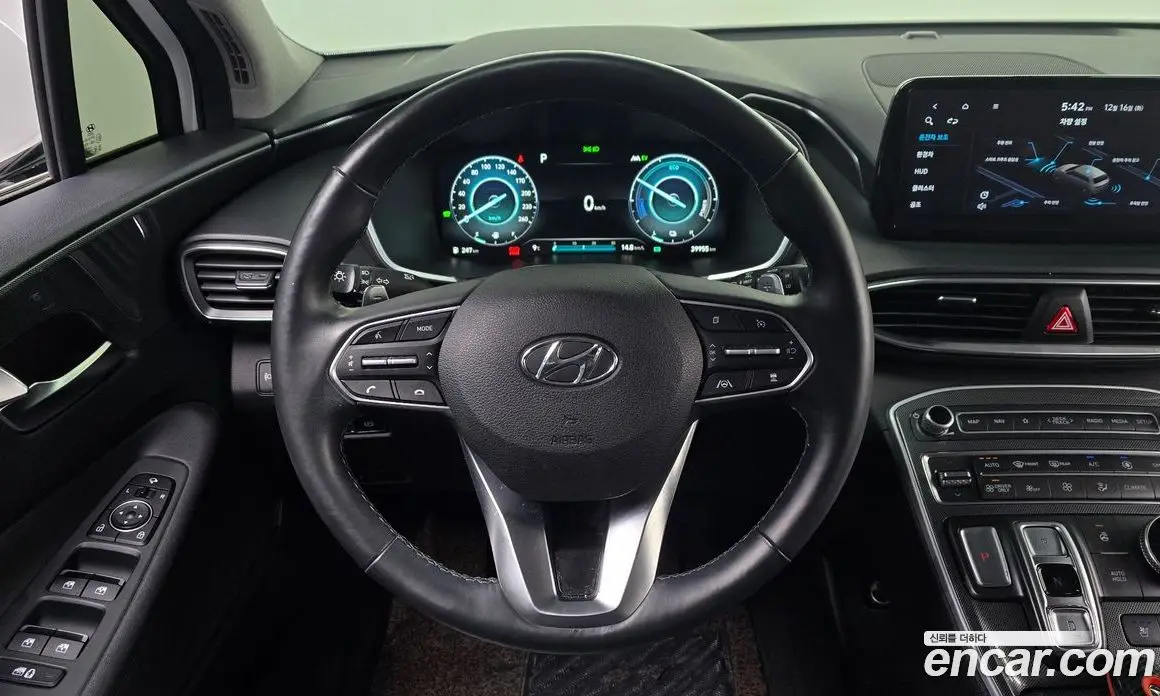 Hyundai Santa Fe 2021 1.6 автомат (гидро), фото 13
