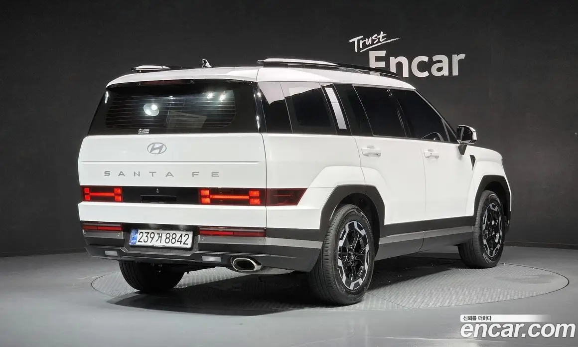 Hyundai Santa Fe 2024 2.5 автомат (гидро), фото 2