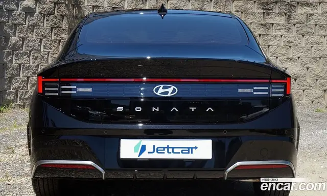 Hyundai Sonata 2026 1.6 автомат (гидро), миниатюра 3