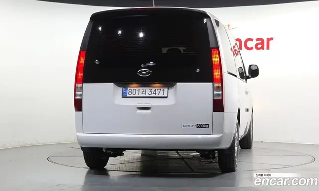 Hyundai Staria 2023 2.2 автомат (гидро), миниатюра 4