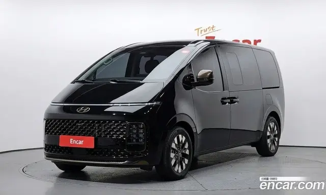 Hyundai Staria, 2023, 25 472 км