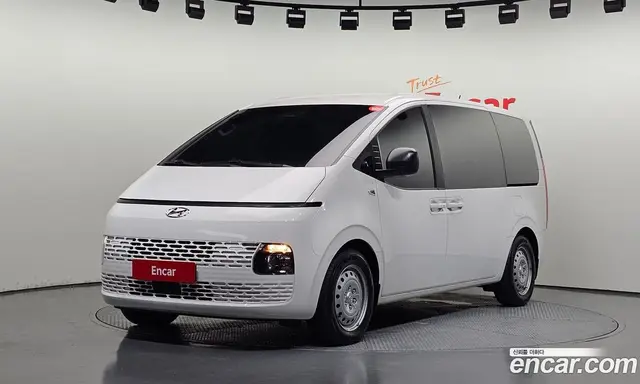 Hyundai Staria, 2023, 38 344 км