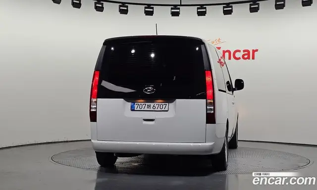 Hyundai Staria 2023 2.2 автомат (гидро), миниатюра 4