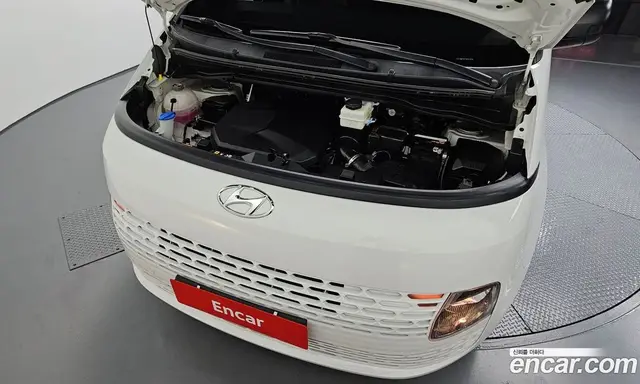 Hyundai Staria 2023 2.2 автомат (гидро), миниатюра 6