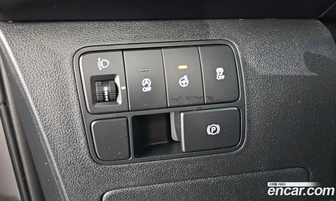Hyundai Staria 2023 2.2 автомат (гидро), фото 27