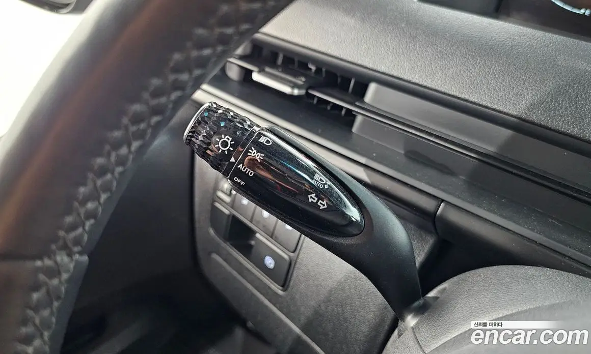 Hyundai Staria 2023 2.2 автомат (гидро), фото 31