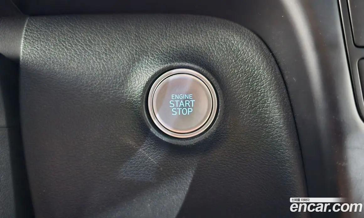 Hyundai Staria 2023 2.2 автомат (гидро), фото 33