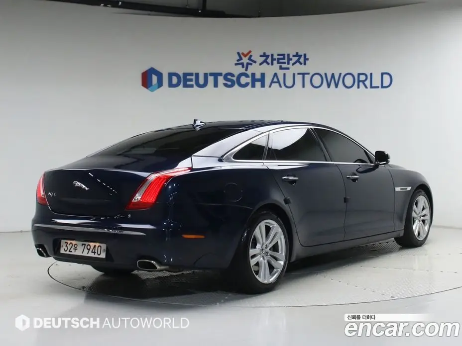 Jaguar XJ 2013 3.0 автомат (гидро), фото 2 Jaguar XJ 2013 3.0 автомат (гидро), фото 2