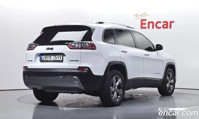 Jeep Cherokee 2021 2.4 автомат (гидро), миниатюра 2