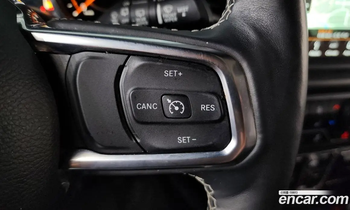 Jeep Wrangler 2018 2.0 автомат (гидро), фото 22