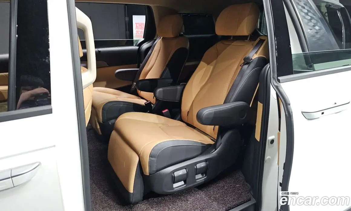 Kia Carnival 2022 3.5 автомат (гидро), фото 16