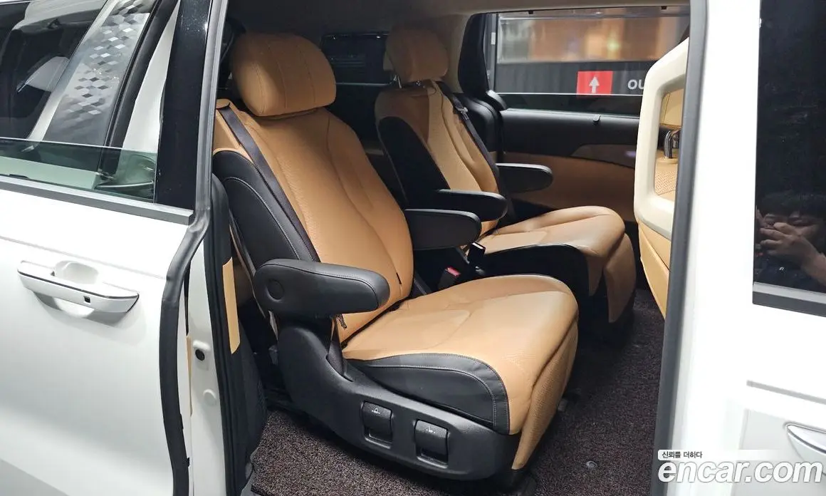 Kia Carnival 2022 3.5 автомат (гидро), фото 17