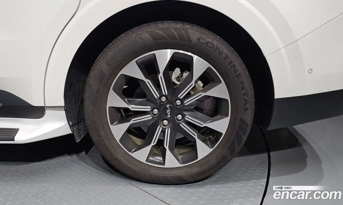 Kia Carnival 2022 3.5 автомат (гидро), фото 7