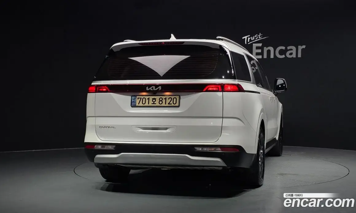 Kia Carnival 2022 3.5 автомат (гидро), фото 4