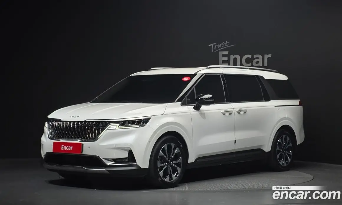 Kia Carnival 2022 2.2 автомат (гидро), фото 1