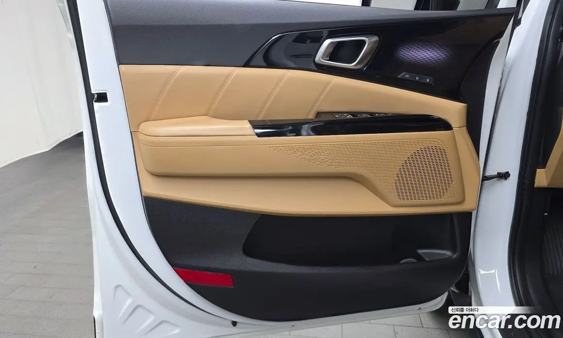 Kia Carnival 2022 2.2 автомат (гидро), фото 14