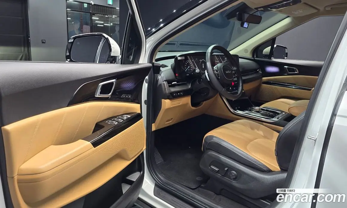 Kia Carnival 2023 2.2 автомат (гидро), фото 13