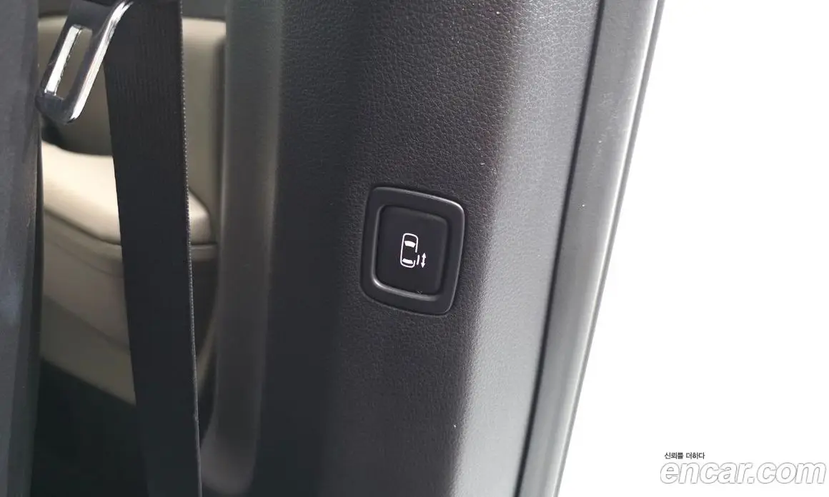 Kia Carnival 2024 1.6 автомат (гидро), фото 35