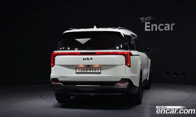 Kia Carnival 2026 3.5 автомат (гидро), миниатюра 4