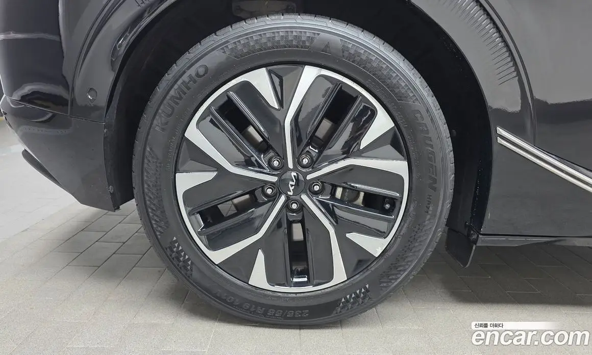 Kia EV6 2023 0.1 автомат (гидро), фото 5