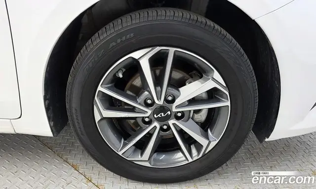 Kia K3 2023 1.6 автомат (гидро), миниатюра 7