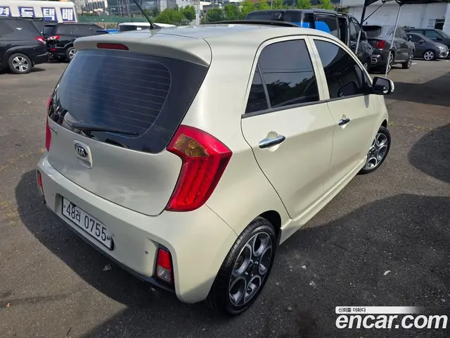 Kia Morning 2016 1.0 автомат (гидро), миниатюра 2