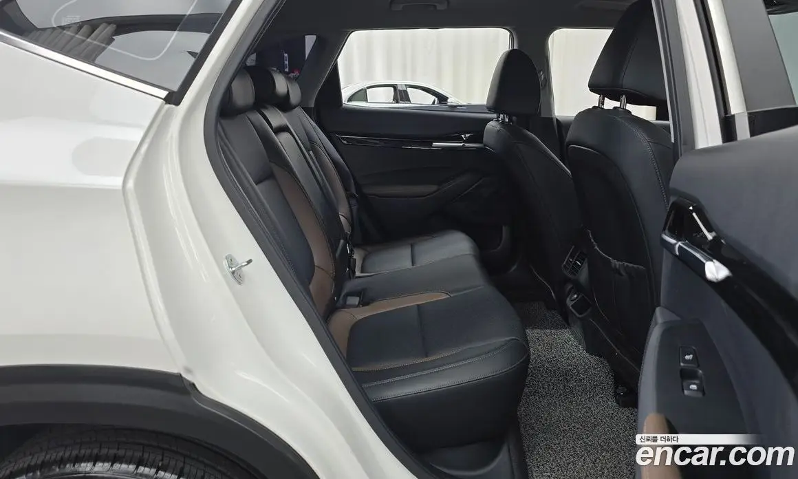 Kia Seltos 2022 1.6 автомат (гидро), фото 17