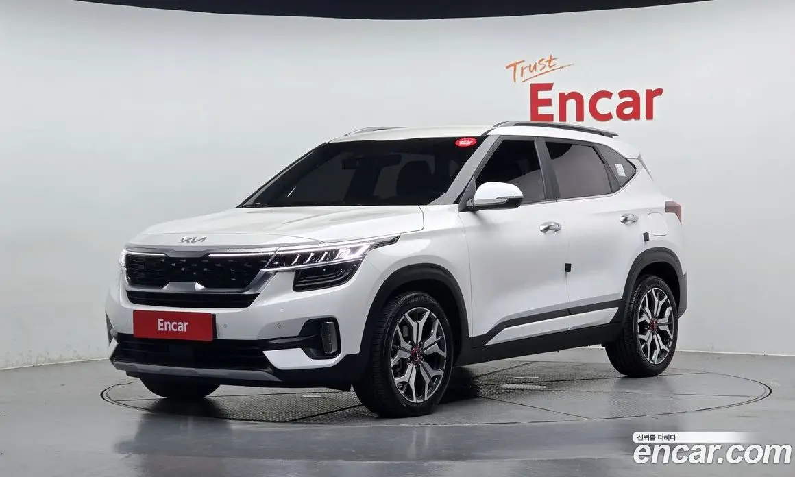 Kia Seltos 2022 1.6 автомат (гидро), фото 1