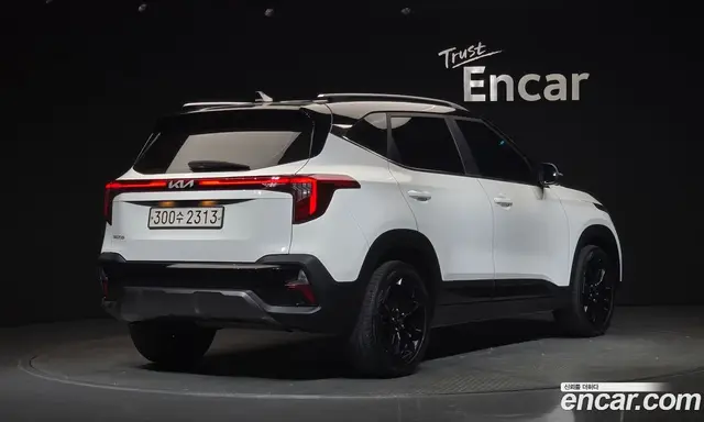 Kia Seltos 2023 1.6 автомат (гидро), миниатюра 2