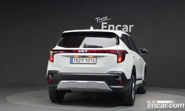 Kia Seltos 2025 2.0 автомат (гидро), миниатюра 4