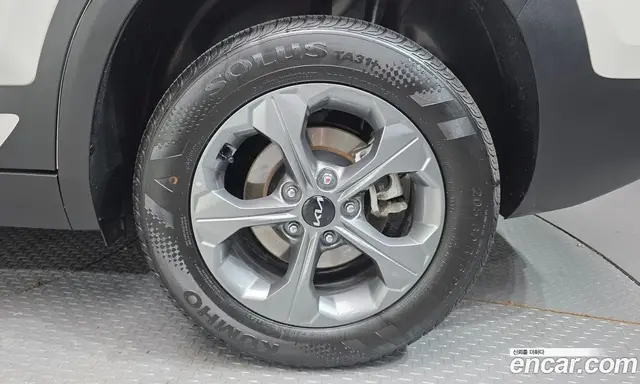 Kia Seltos 2025 2.0 автомат (гидро), миниатюра 7