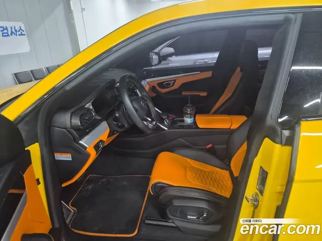 Lamborghini Urus 2021 4.0 автомат (гидро), миниатюра 5 Lamborghini Urus 2021 4.0 автомат (гидро), миниатюра 5