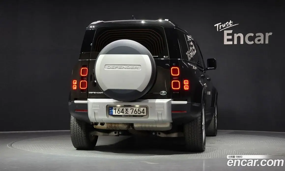 Land Rover Defender 2022 3.0 автомат (гидро), фото 4