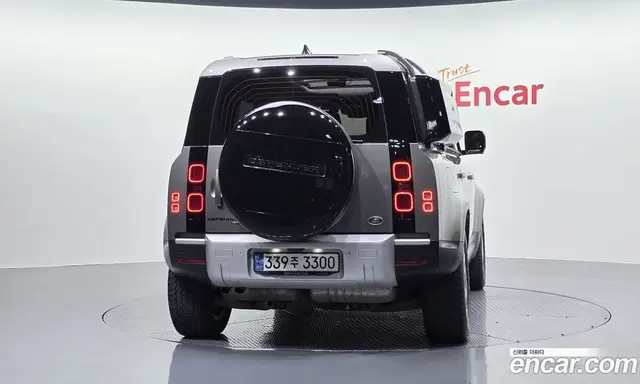 Land Rover Defender 2022 3.0 автомат (гидро), миниатюра 4