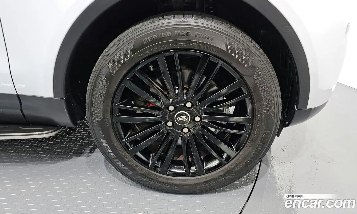 Land Rover Discovery 2018 2.0 автомат (гидро), фото 7