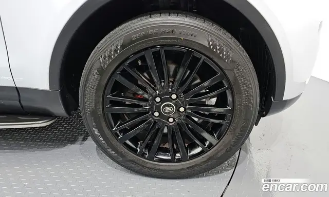 Land Rover Discovery 2018 2.0 автомат (гидро), миниатюра 7