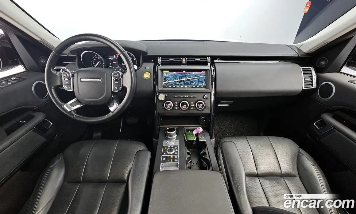 Land Rover Discovery 2018 2.0 автомат (гидро), фото 8