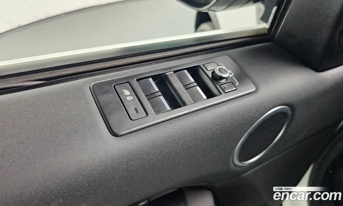 Land Rover Discovery 2019 3.0 автомат (гидро), фото 22
