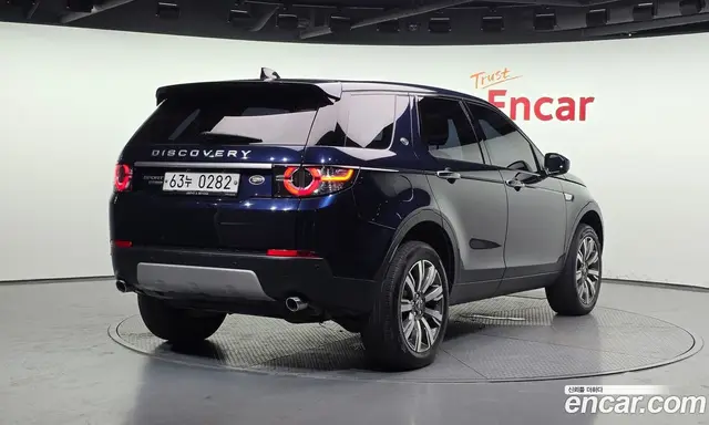 Land Rover Discovery Sport 2016 2.0 автомат (гидро), миниатюра 2