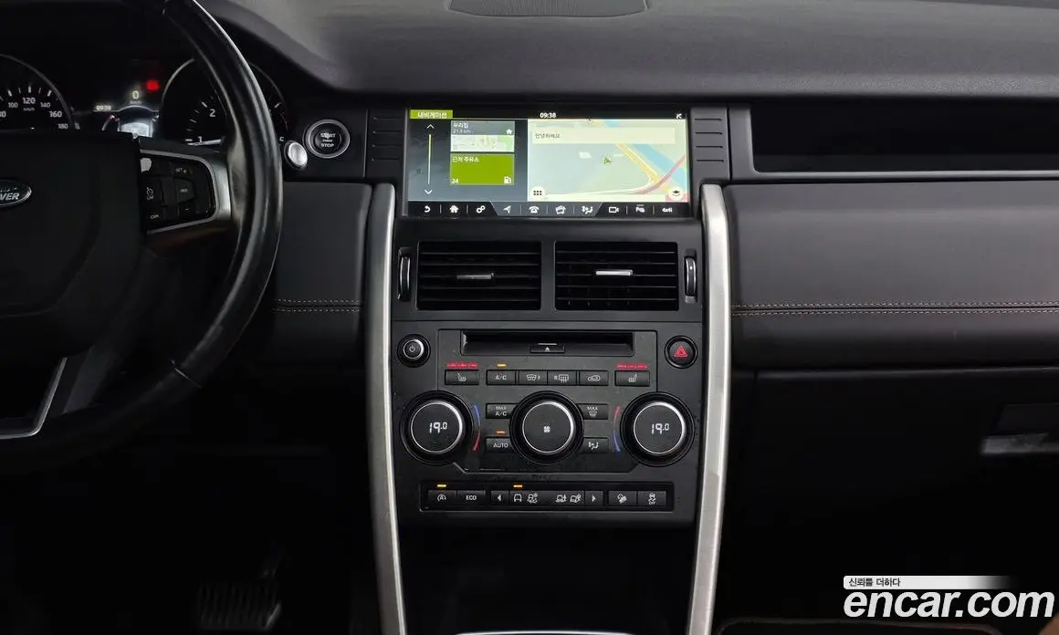 Land Rover Discovery Sport 2016 2.0 автомат (гидро), фото 12