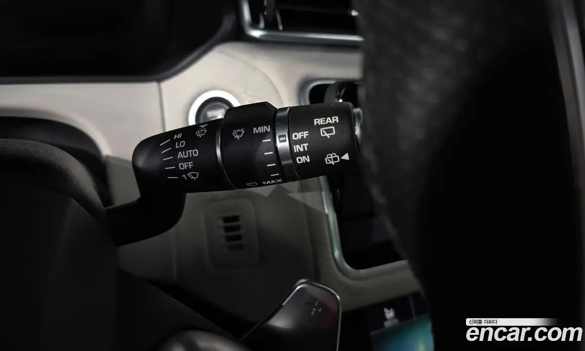 Land Rover Range Rover Velar 2019 2.0 автомат (гидро), фото 26