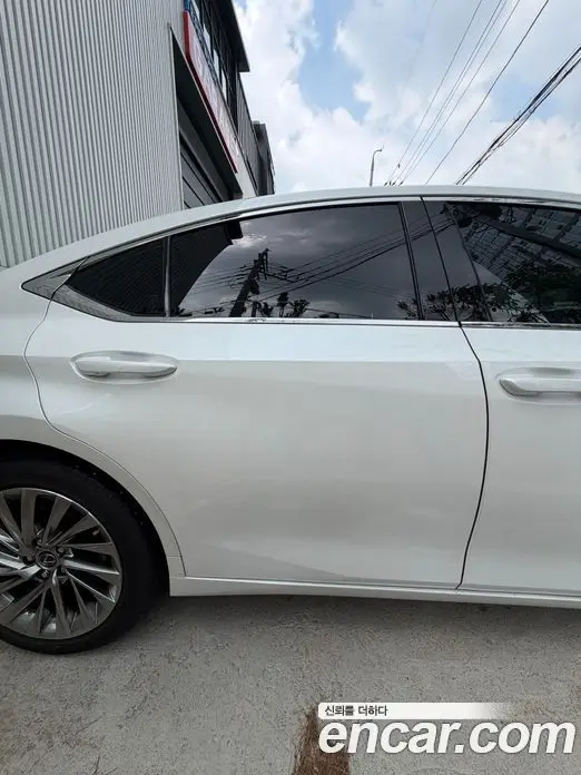 Lexus ES 2023 2.5 автомат (гидро), миниатюра 5 Lexus ES 2023 2.5 автомат (гидро), миниатюра 5