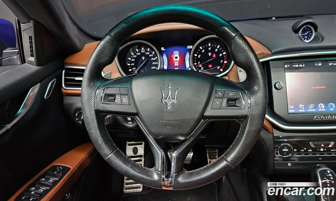 Maserati Ghibli 2015 3.0 автомат (гидро), фото 13 Maserati Ghibli 2015 3.0 автомат (гидро), фото 13