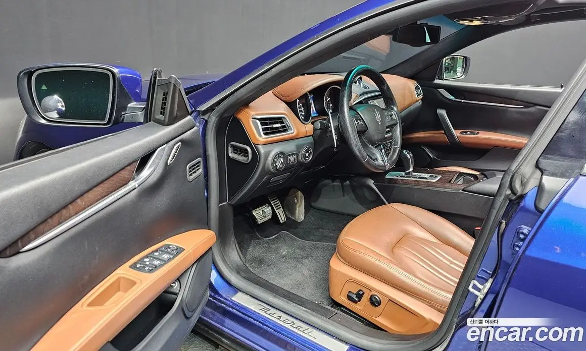 Maserati Ghibli 2015 3.0 автомат (гидро), фото 10 Maserati Ghibli 2015 3.0 автомат (гидро), фото 10