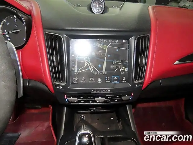 Maserati Levante 2018 3.0 автомат (гидро), миниатюра 11