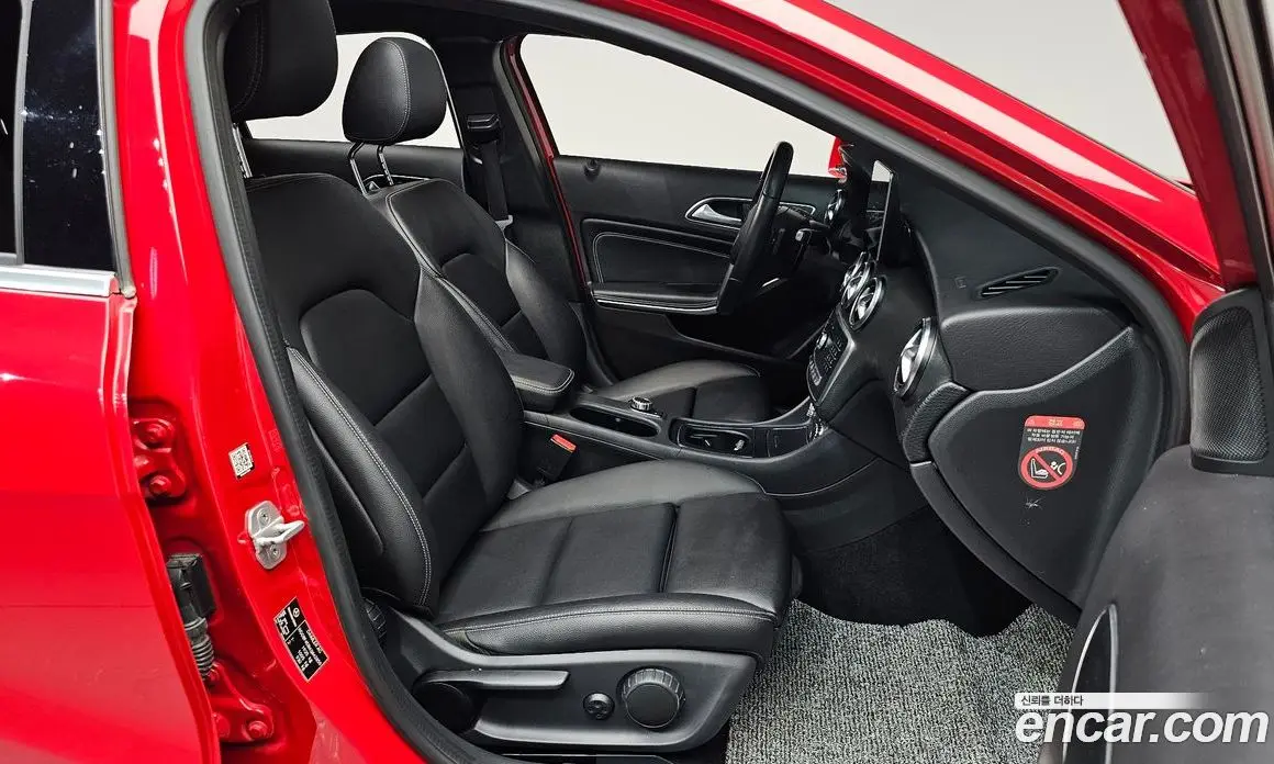 Mercedes-Benz A-Class 2017 1.6 гидро, фото 15 Mercedes-Benz A-Class 2017 1.6 гидро, фото 15