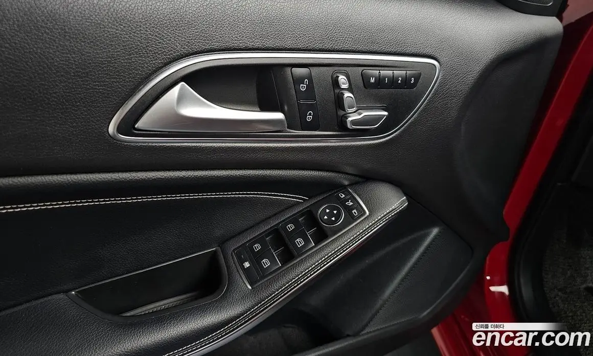 Mercedes-Benz A-Class 2017 1.6 гидро, фото 28 Mercedes-Benz A-Class 2017 1.6 гидро, фото 28